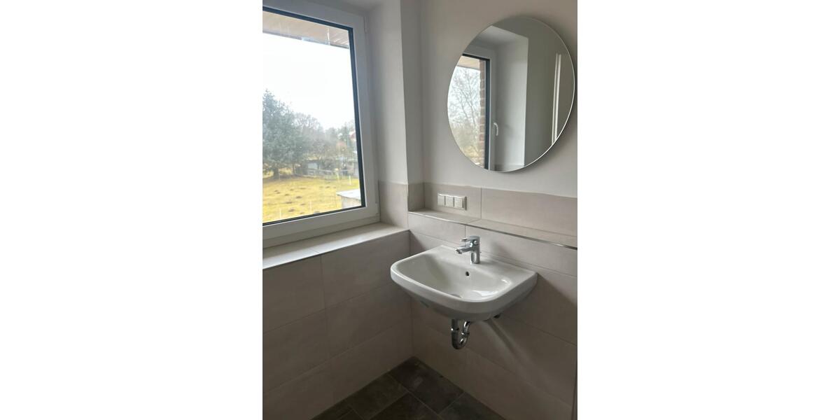 Etagenwohnung Weddingstedt - 2 Zimmer, 76 m&sup2;, 880&euro; | Angebot:25080230