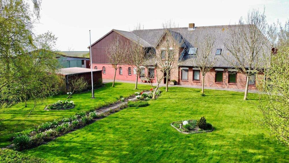 Bauernhaus, Landhaus Pellworm - 7 Zimmer, 172 m&sup2;, 349.000&euro; | Angebot:25672660
