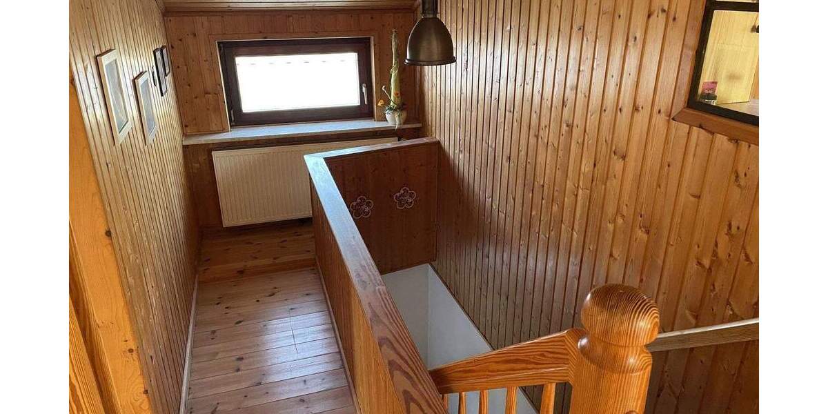 Einfamilienhaus Hennstedt - 7 Zimmer, 222 m&sup2;, 398.000&euro; | Angebot:25751273
