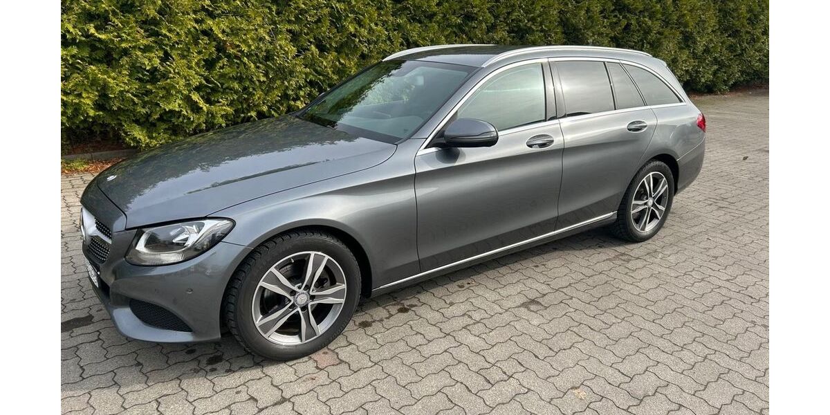 Mercedes-Benz C 220 169.000 km 14.900 &euro; Silberstedt 24887