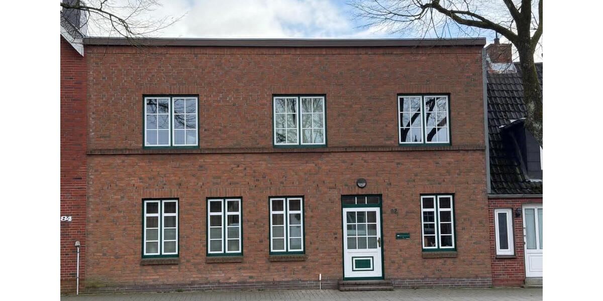 Reihenhaus Husum - 8 Zimmer, 160 m&sup2;, 1.550&euro; | Angebot:25988687