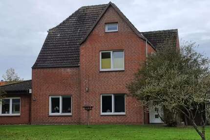 Haus Schülp - 7 Zimmer, 280 m&sup2;, 375.000&euro; | Angebot:23559368