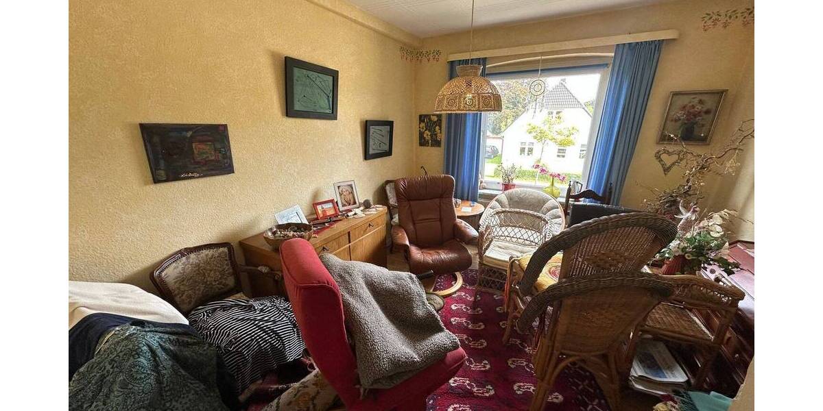 Einfamilienhaus Bredstedt - 8 Zimmer, 170 m&sup2;, 225.000&euro; | Angebot:25780897