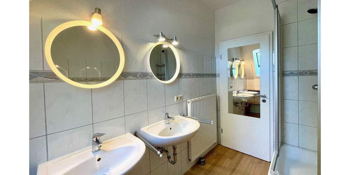 Mehrfamilienhaus, Wohnhaus Vollerwiek - 1 Zimmer, 390 m&sup2;, 1.350.000&euro; | Angebot:25731067