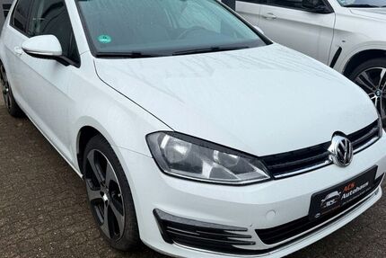 VW Golf 111.560 km 9.990 &euro; Eggebek 24852