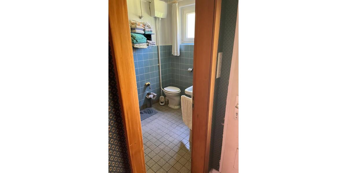 Einfamilienhaus Schwabstedt - 8 Zimmer, 200 m&sup2;, 270.000&euro; | Angebot:26977125