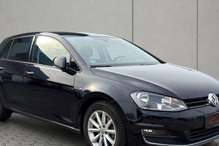 VW Golf 107.813 km 12.975 &euro; Husum 25813