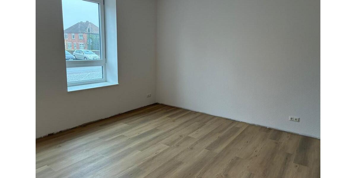 Dachgeschoßwohnung Lunden - 3 Zimmer, 93 m&sup2;, 790&euro; | Angebot:25422717
