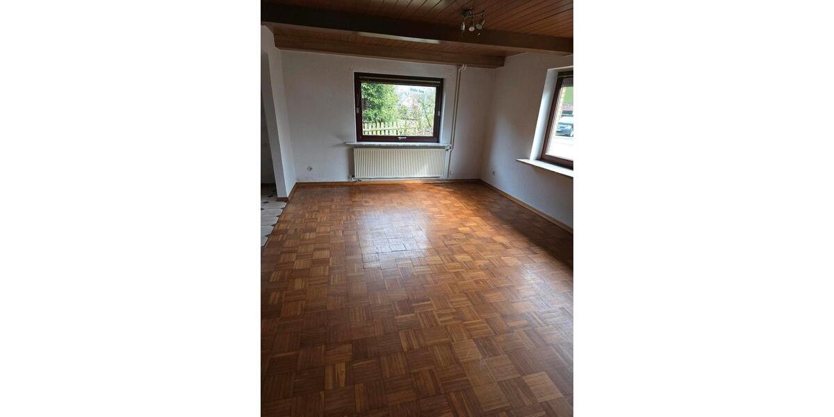Einfamilienhaus Schwabstedt - 6 Zimmer, 130 m&sup2;, 220.000&euro; | Angebot:26930632