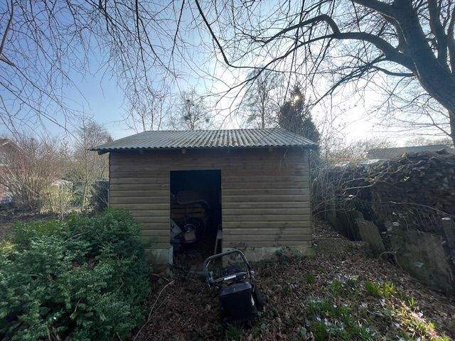 Einfamilienhaus Linden - 6 Zimmer, 158 m&sup2;, 189.900&euro; | Angebot:25697575