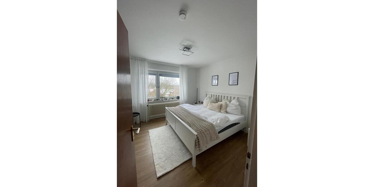 Etagenwohnung Husum - 3 Zimmer, 85 m&sup2;, 740&euro; | Angebot:25182081