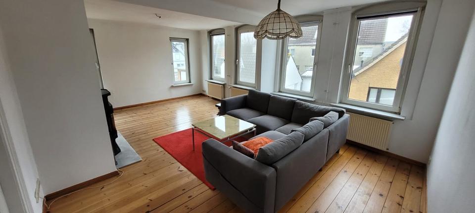 Etagenwohnung Linden - 5 Zimmer, 100 m&sup2;, 1.500&euro; | Angebot:26038560
