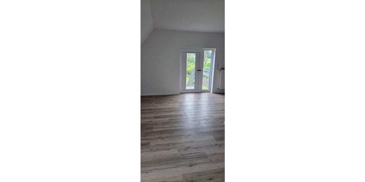 Dachgeschoßwohnung Pahlen - 2.5 Zimmer, 57 m&sup2;, 650&euro; | Angebot:25980674