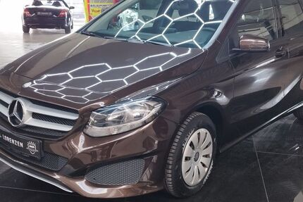 Mercedes-Benz B 180 152.865 km 11.895 &euro; Husum 25813