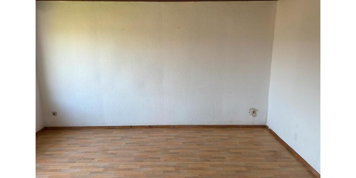 Einfamilienhaus Bredstedt - 4 Zimmer, 100 m&sup2;, 165.000&euro; | Angebot:26738903
