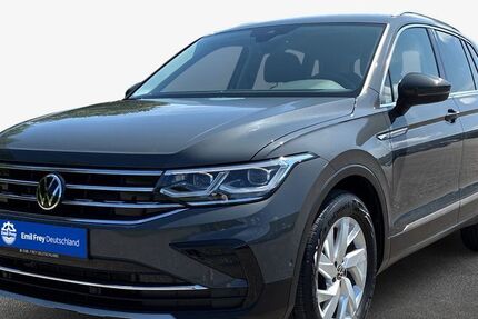VW Tiguan 51.000 km 26.980 &euro; Breklum 25821