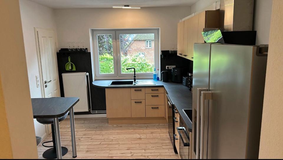 Etagenwohnung Stapel - 7 Zimmer, 258 m&sup2;, 36&euro; | Angebot:25143280