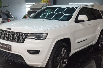 Jeep Grand Cherokee 105.585 km 24.995 &euro; Husum 25813