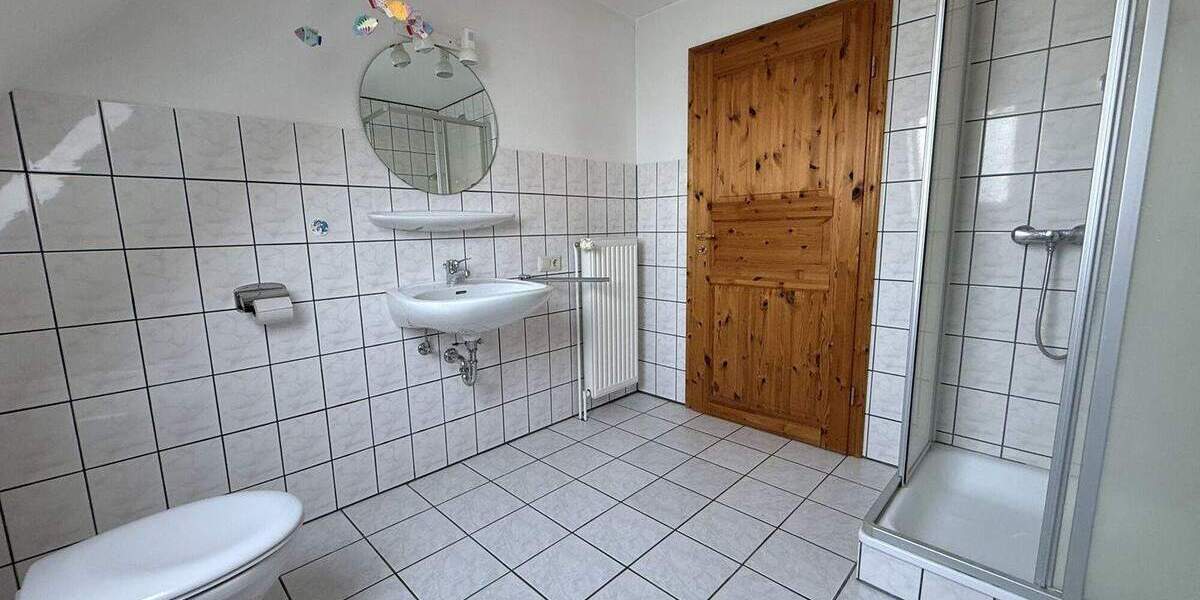 Einfamilienhaus Langenhorn - 8 Zimmer, 200 m&sup2;, 389.000&euro; | Angebot:25740802