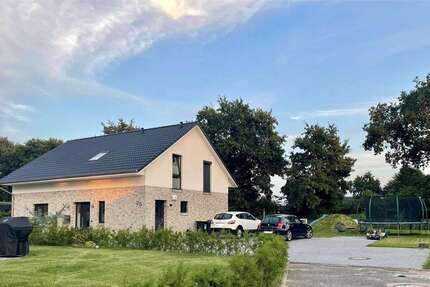 Haus Hennstedt - 5.5 Zimmer, 147 m&sup2;, 495.000&euro; | Angebot:26493929