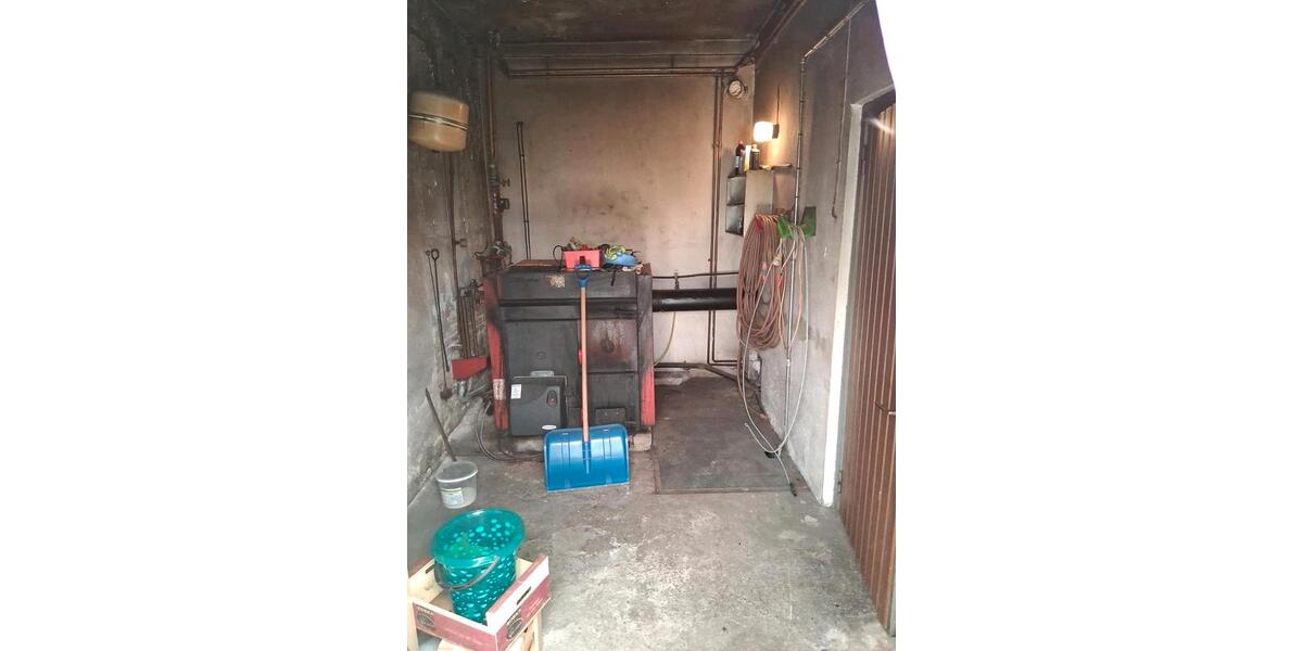 Einfamilienhaus Lunden - 11 Zimmer, 320 m&sup2;, 89.000&euro; | Angebot:26763136