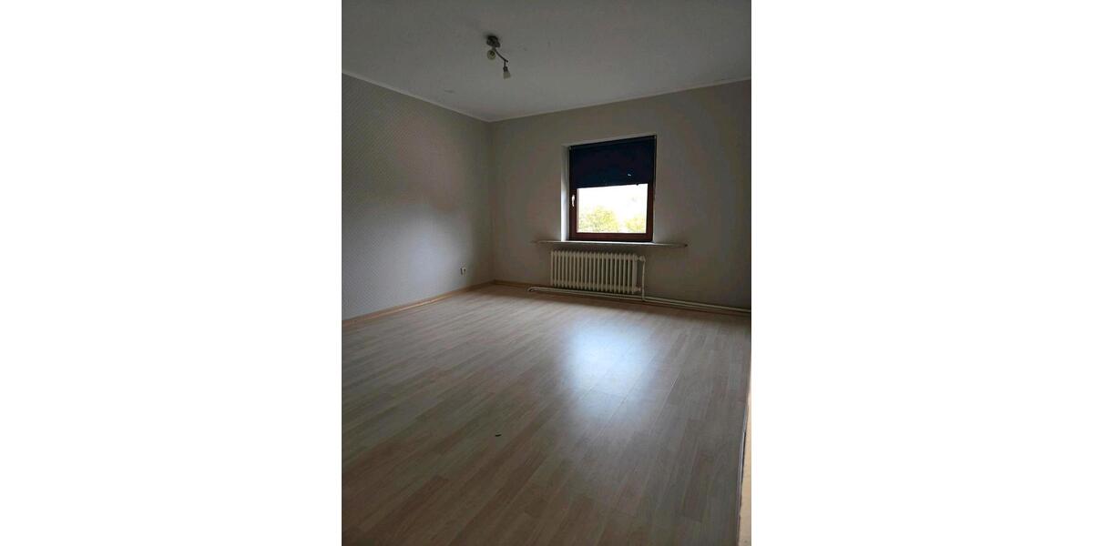 Einfamilienhaus Schwabstedt - 5 Zimmer, 140 m&sup2;, 220.000&euro; | Angebot:25961155