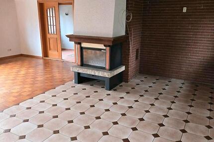 Haus Schwabstedt - 5 Zimmer, 140 m&sup2;, 220.000&euro; | Angebot:25961155