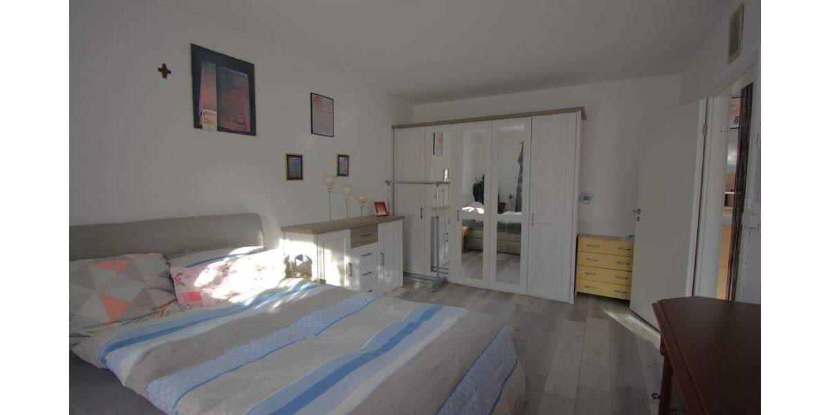 Einfamilienhaus Lunden - 6 Zimmer, 145 m&sup2;, 169.000&euro; | Angebot:25687158