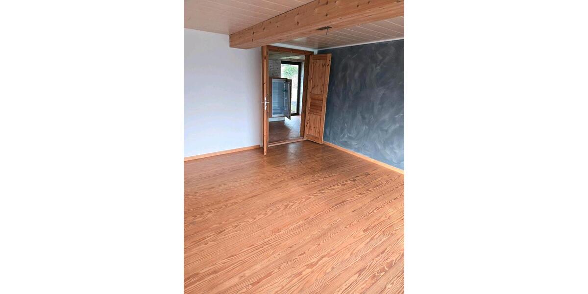 Einfamilienhaus Schwabstedt - 5 Zimmer, 140 m&sup2;, 220.000&euro; | Angebot:25961155