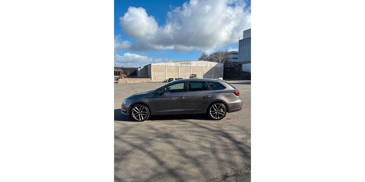 Seat Leon 162.074 km 12.750 &euro; Treia 24896