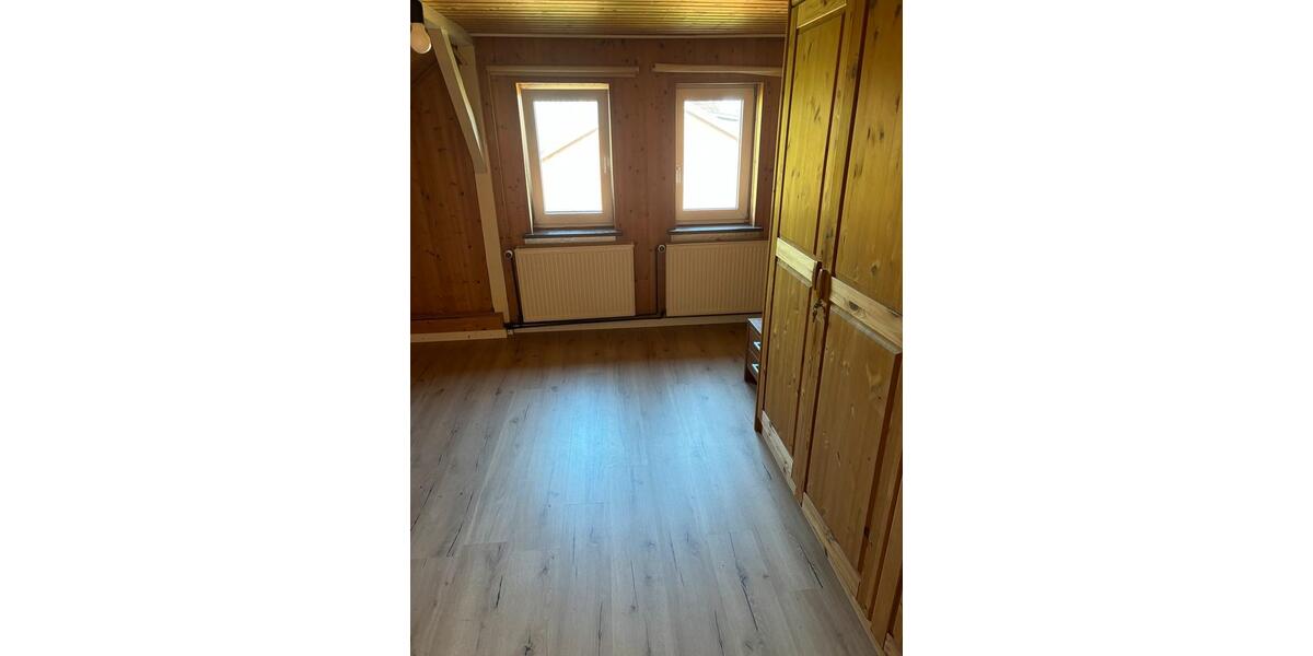 Einfamilienhaus Bredstedt - 4 Zimmer, 100 m&sup2;, 165.000&euro; | Angebot:26738903