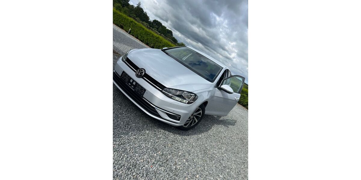 VW Golf 105.000 km 10.900 &euro; Husum 25813