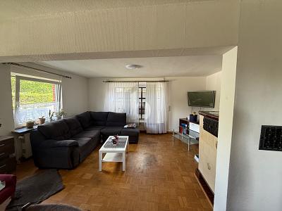 VIEL PLATZ FÜR DIE FAMILIE MIT EIGENEM POOLHAUS - Einfamilienhaus Pahlen | Angebot:26093882