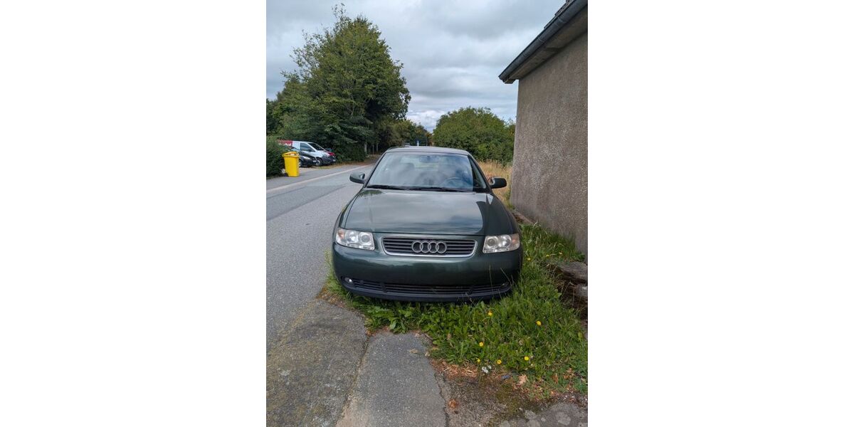 Audi A3 178.000 km 2.000 &euro; Wobbenbüll 25856