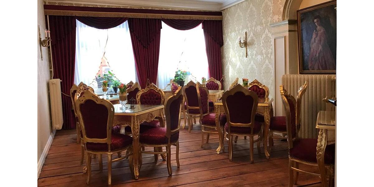 Einfamilienhaus Friedrichstadt - 7.5 Zimmer, 340 m&sup2;, 1.200.000&euro; | Angebot:26251793
