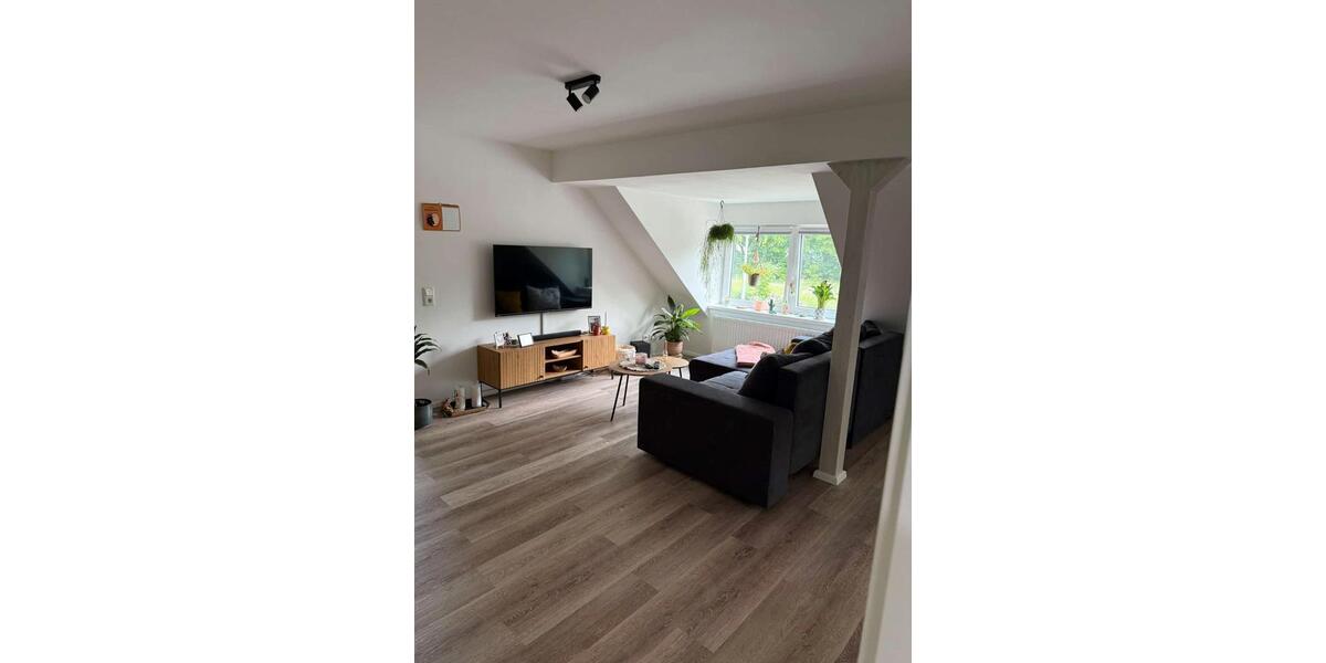 Dachgeschoßwohnung Großenwiehe - 2 Zimmer, 70 m&sup2;, 730&euro; | Angebot:25991318