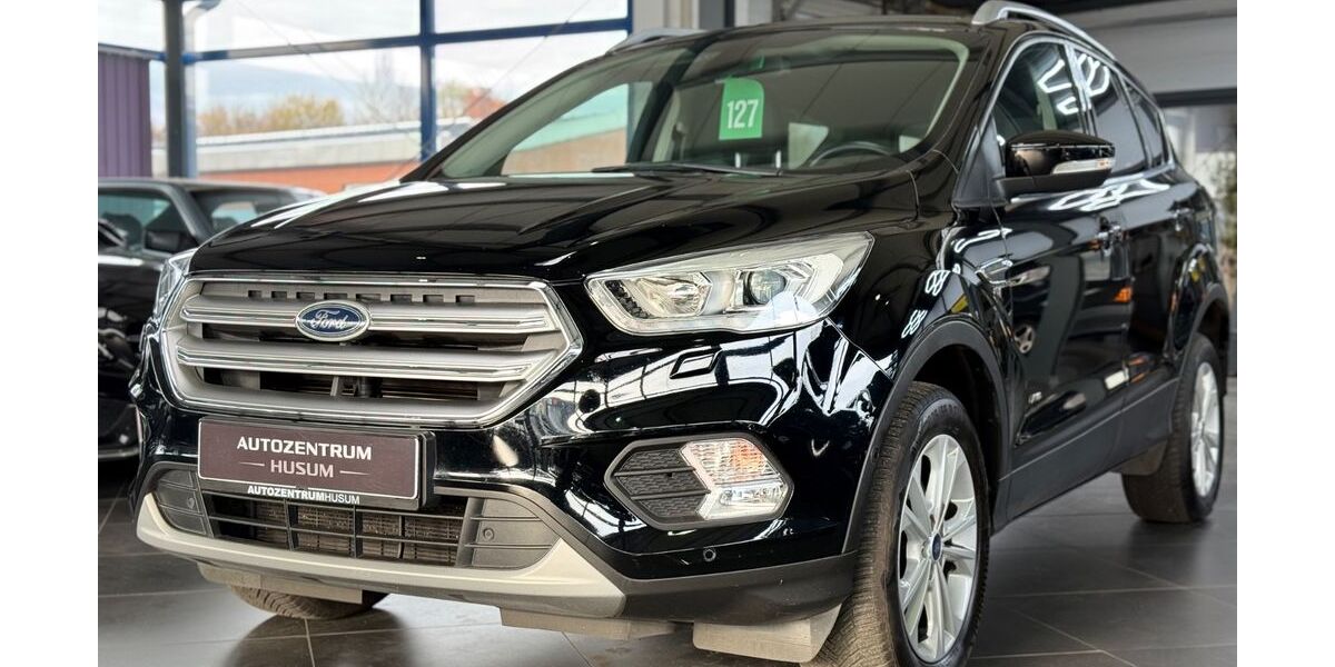 Ford Kuga 88.569 km 15.490 &euro; Husum 25813