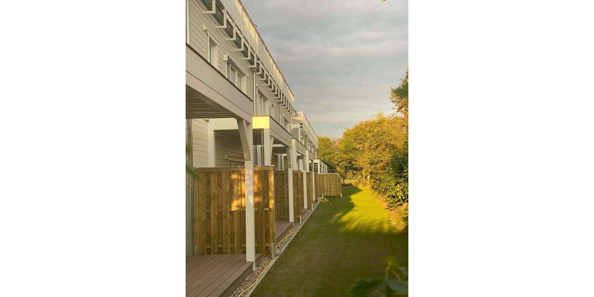 Etagenwohnung Husum - 2 Zimmer, 72 m&sup2;, 926&euro; | Angebot:24429480