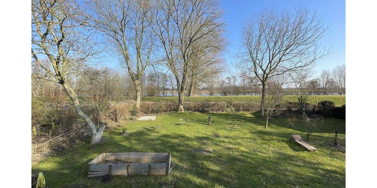 Einfamilienhaus Hennstedt - 7 Zimmer, 222 m&sup2;, 398.000&euro; | Angebot:25751273