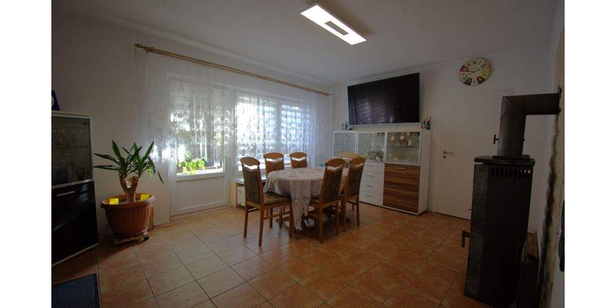 Einfamilienhaus Lunden - 6 Zimmer, 145 m&sup2;, 169.000&euro; | Angebot:25687158