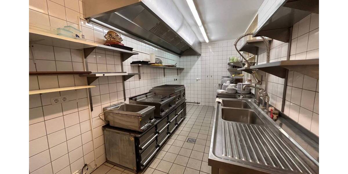 Mehrfamilienhaus, Wohnhaus Friedrichstadt - 7 Zimmer, 131 m&sup2;, 395.000&euro; | Angebot:25670101