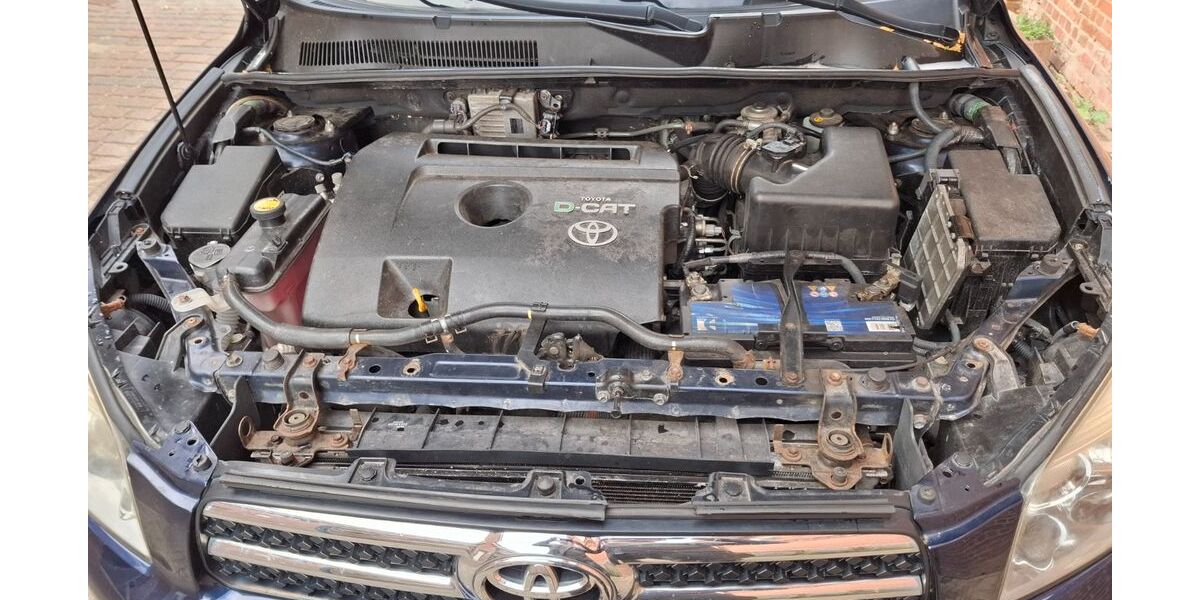 Toyota RAV 4 200.000 km 5.000 &euro; Erfde 24803