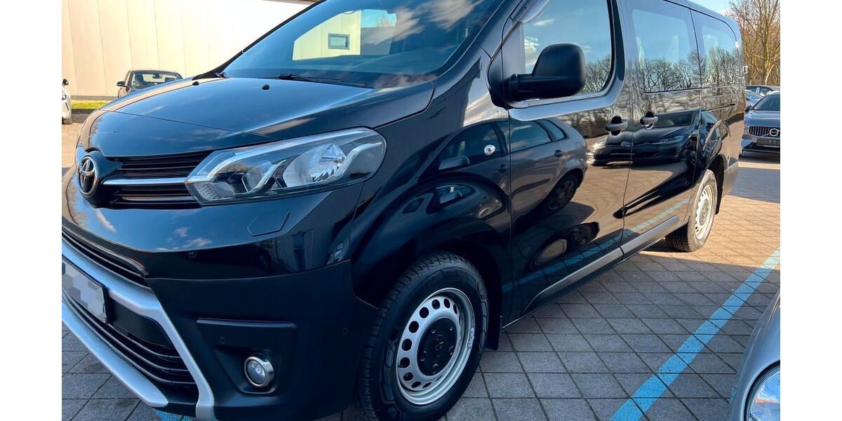 Toyota Proace (Verso) 56.556 km 26.500 &euro; Husum 25813