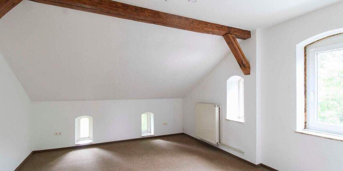 Einfamilienhaus Schwabstedt - 6 Zimmer, 177 m&sup2;, 240.000&euro; | Angebot:25748787