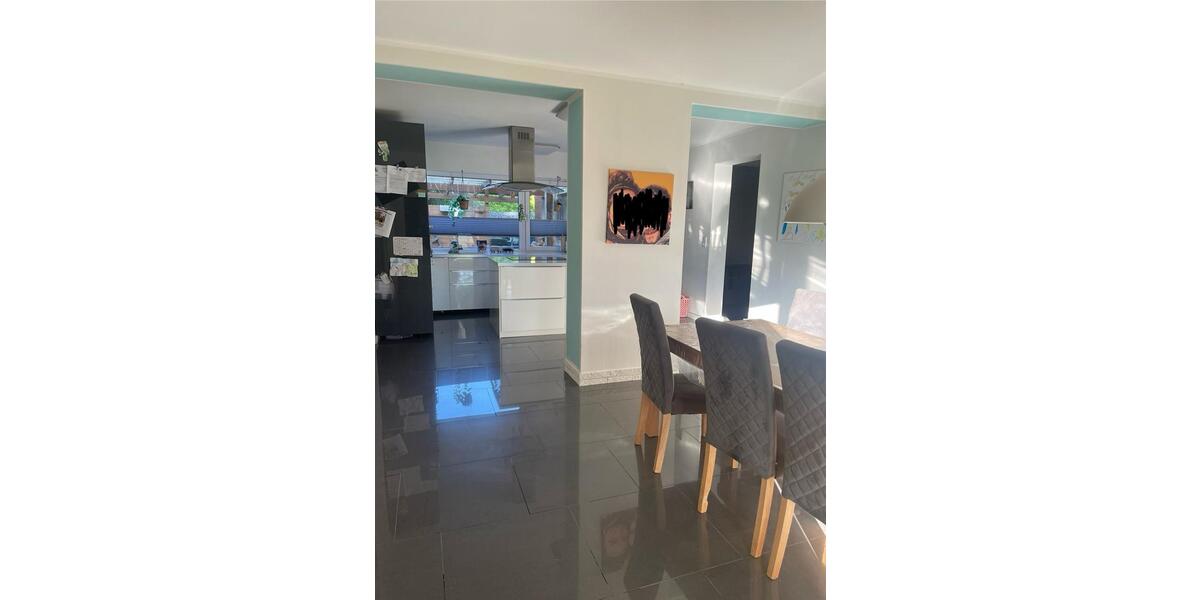 Mehrfamilienhaus, Wohnhaus Delve - 9 Zimmer, 350 m&sup2;, 530.000&euro; | Angebot:25047590