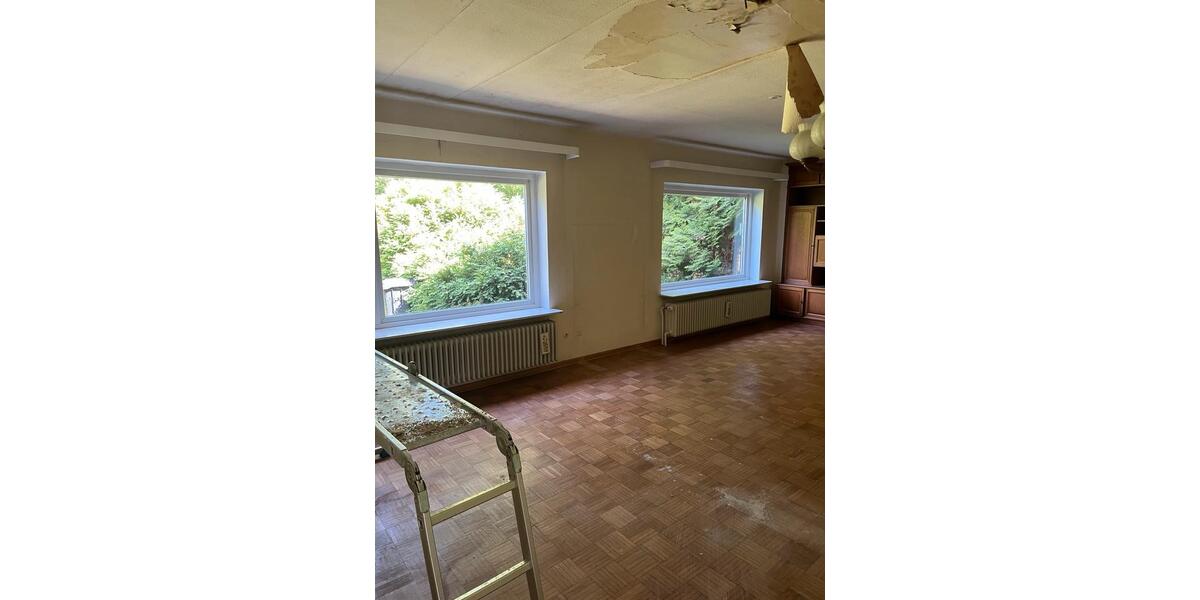 Einfamilienhaus Schwabstedt - 8 Zimmer, 200 m&sup2;, 270.000&euro; | Angebot:26946645