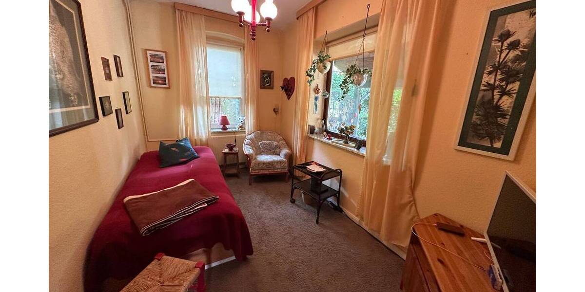 Einfamilienhaus Bredstedt - 8 Zimmer, 170 m&sup2;, 225.000&euro; | Angebot:25780897