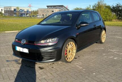 VW Golf 93.000 km 18.800 &euro; Husum 25813
