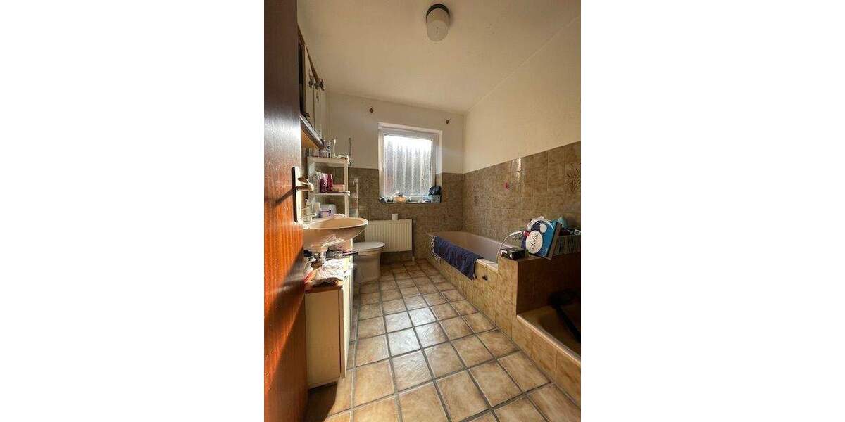 Einfamilienhaus Linden - 6 Zimmer, 158 m&sup2;, 189.900&euro; | Angebot:25697575