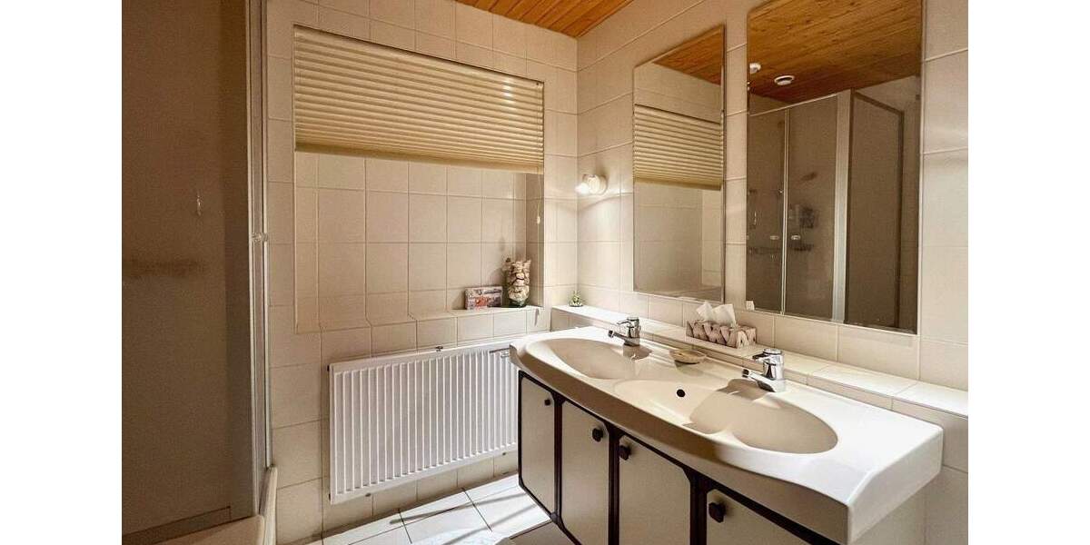 Einfamilienhaus Tating - 8 Zimmer, 289 m&sup2;, 749.000&euro; | Angebot:25672782